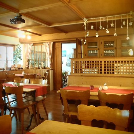 Adventure Hostel Klosters Eksteriør billede