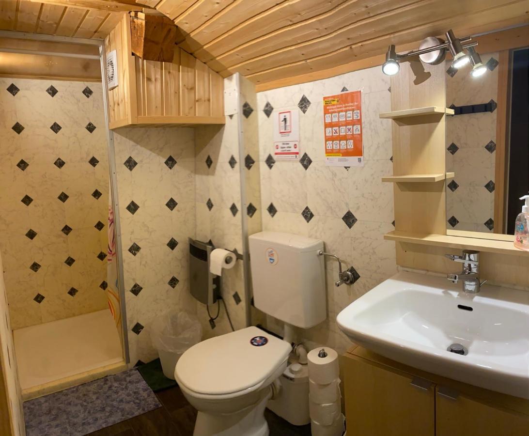 Adventure Hostel Klosters Eksteriør billede