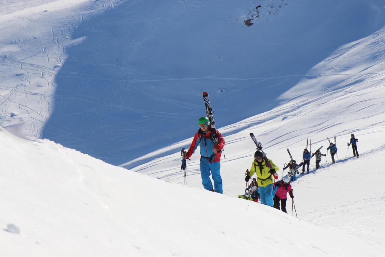 Adventure Hostel Klosters Eksteriør billede