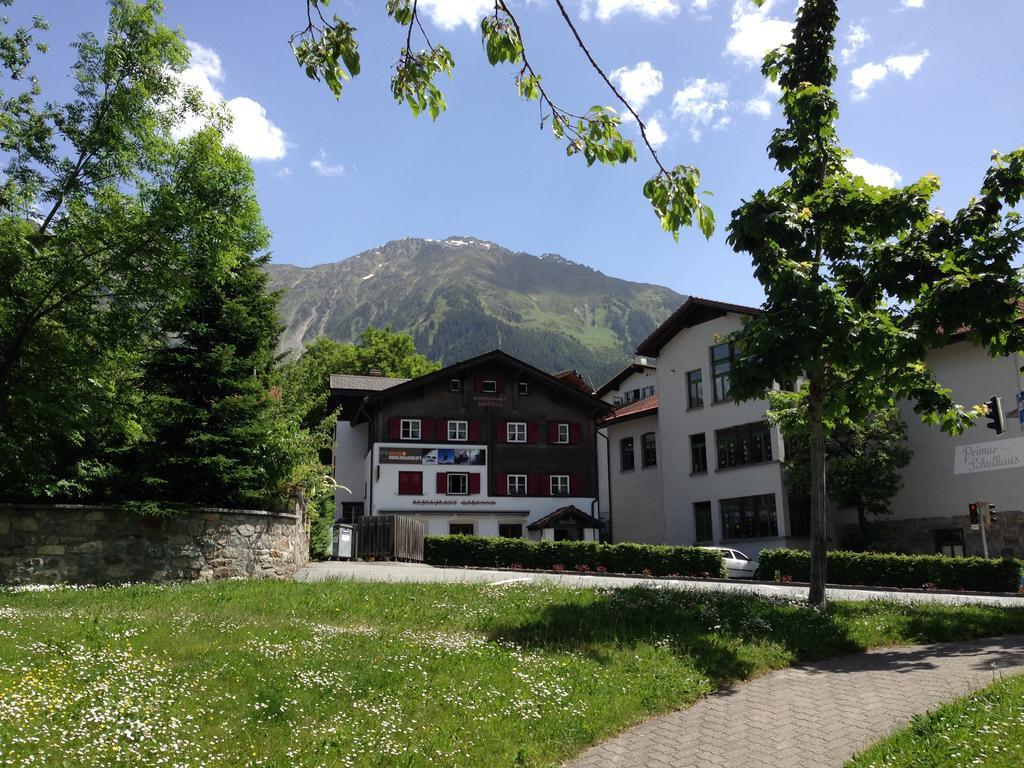 Adventure Hostel Klosters Eksteriør billede